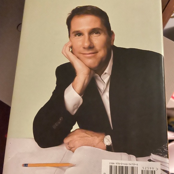 Nicholas sparks book Gently used - Picture 2 of 2